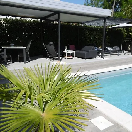 Luka Cream Holiday home